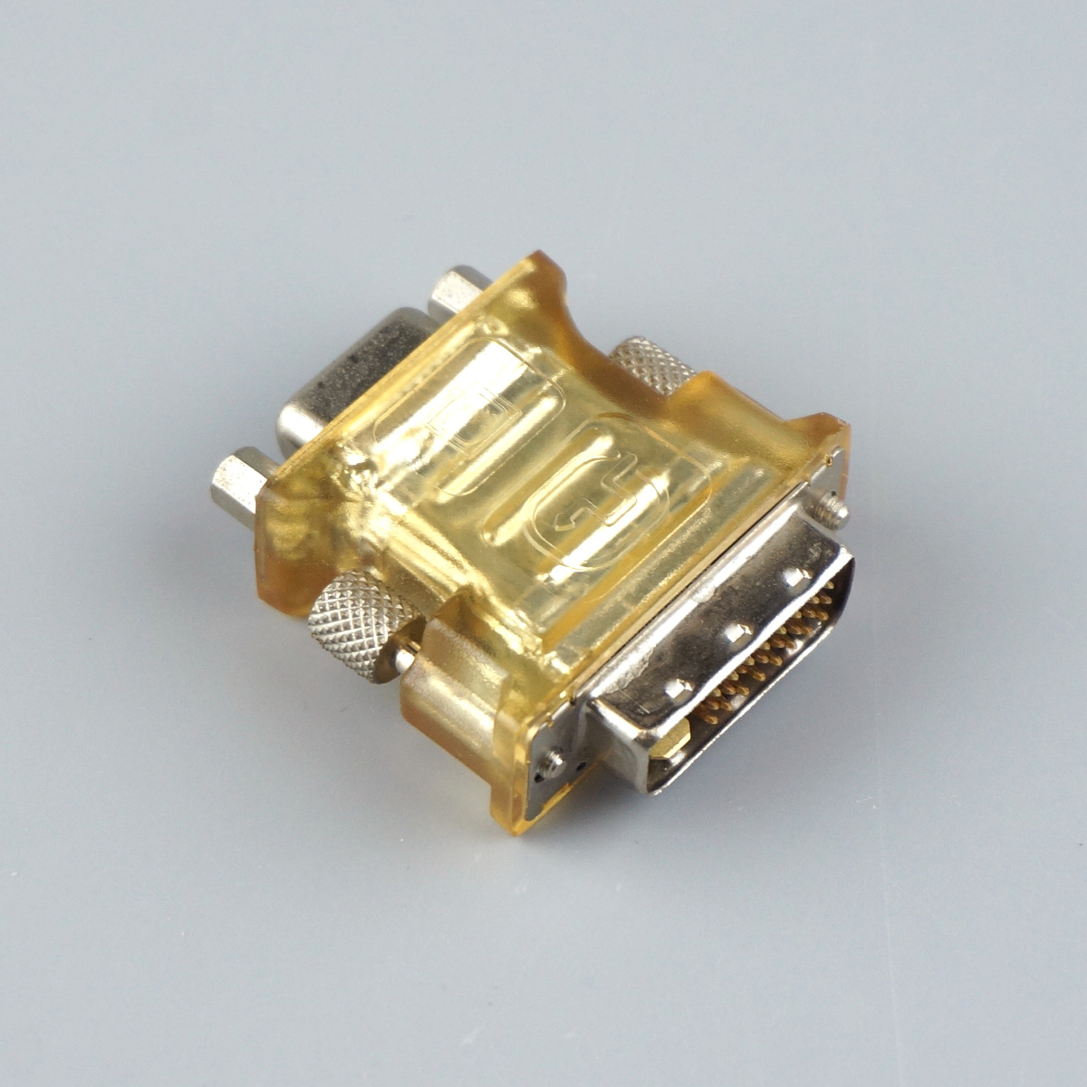 【中古】 タイトー TYPE-X、TYPE-X2用 ビデオ変換コネクター 【U-DVI-MDS-15-C】
